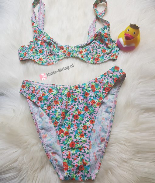 Lekkere veel gedragen beugel bikini