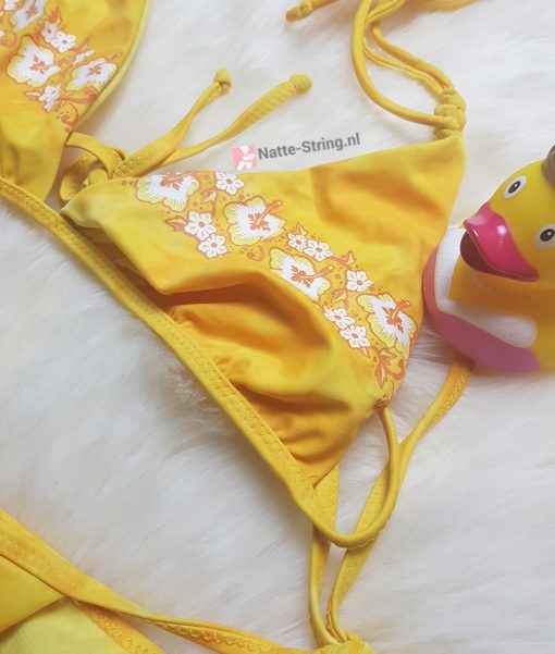 Lekkere veel gedragen geile gele bikini - Afbeelding 2