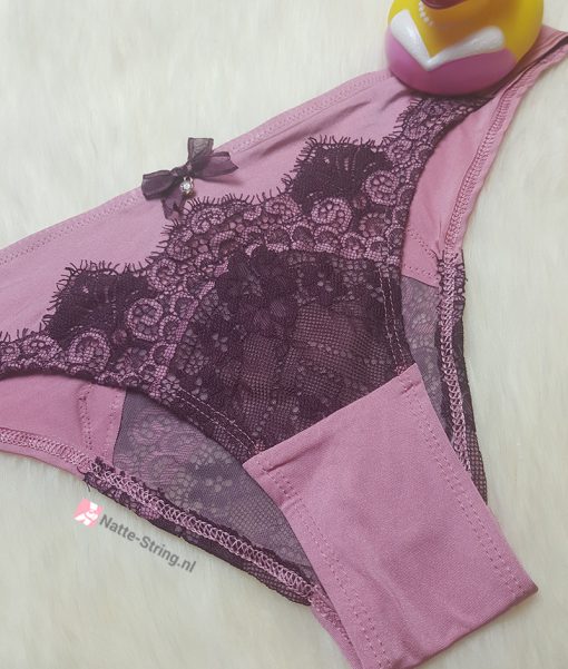 Lief schattig roze met kant gedragen slipje - Afbeelding 2