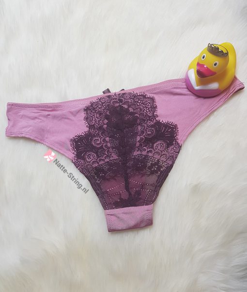 Lief schattig roze met kant gedragen slipje - Afbeelding 3