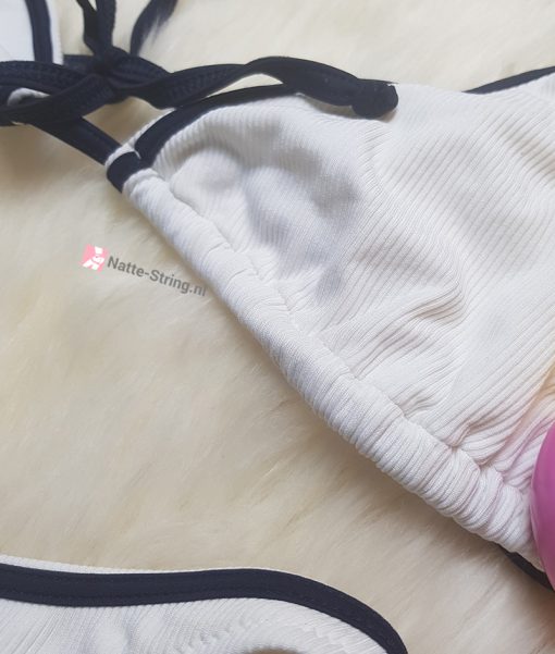 Veel gedragen witte bikini - Afbeelding 2