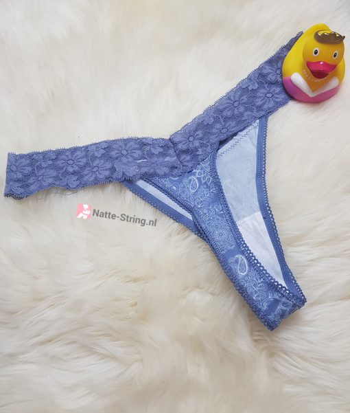 Paars/blauwe string met hoge kanten rand - Afbeelding 2