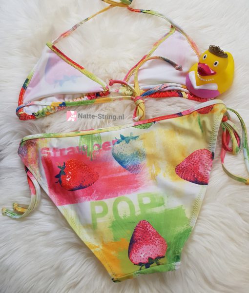 Leuke aardbeiprint bikini setje veel gedragen geweest - Afbeelding 3